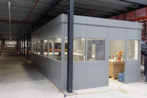 single skin steel partitioning installation